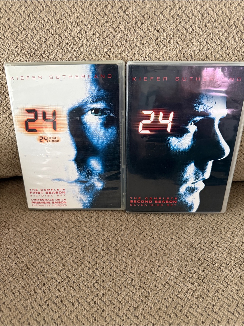 24 Complete Seasons 1 & 2 DVD Set - Kiefer Sutherland - Black, White, Red